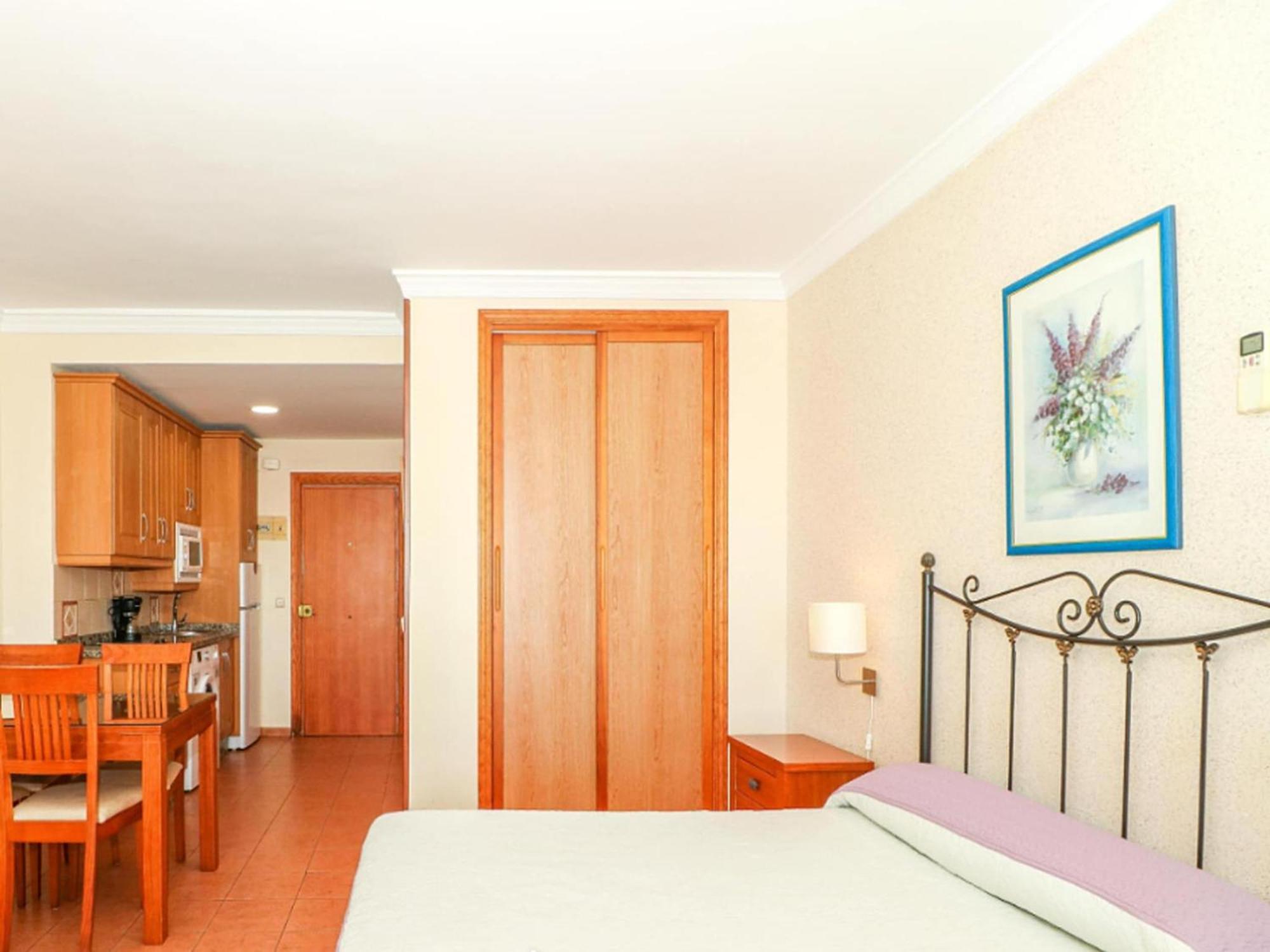 Belvilla By Oyo Estudio Benal Beach Málaga Eksteriør billede