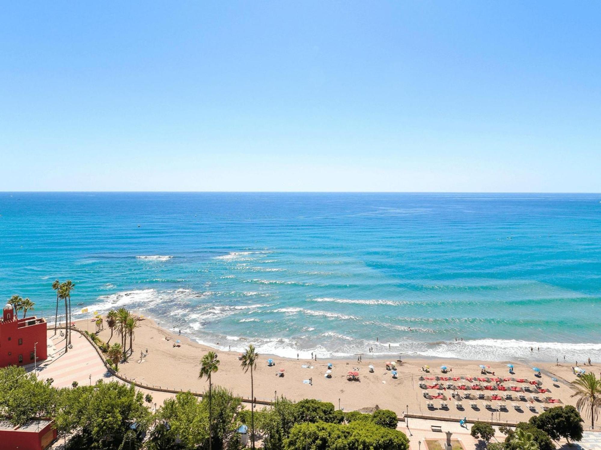 Belvilla By Oyo Estudio Benal Beach Málaga Eksteriør billede